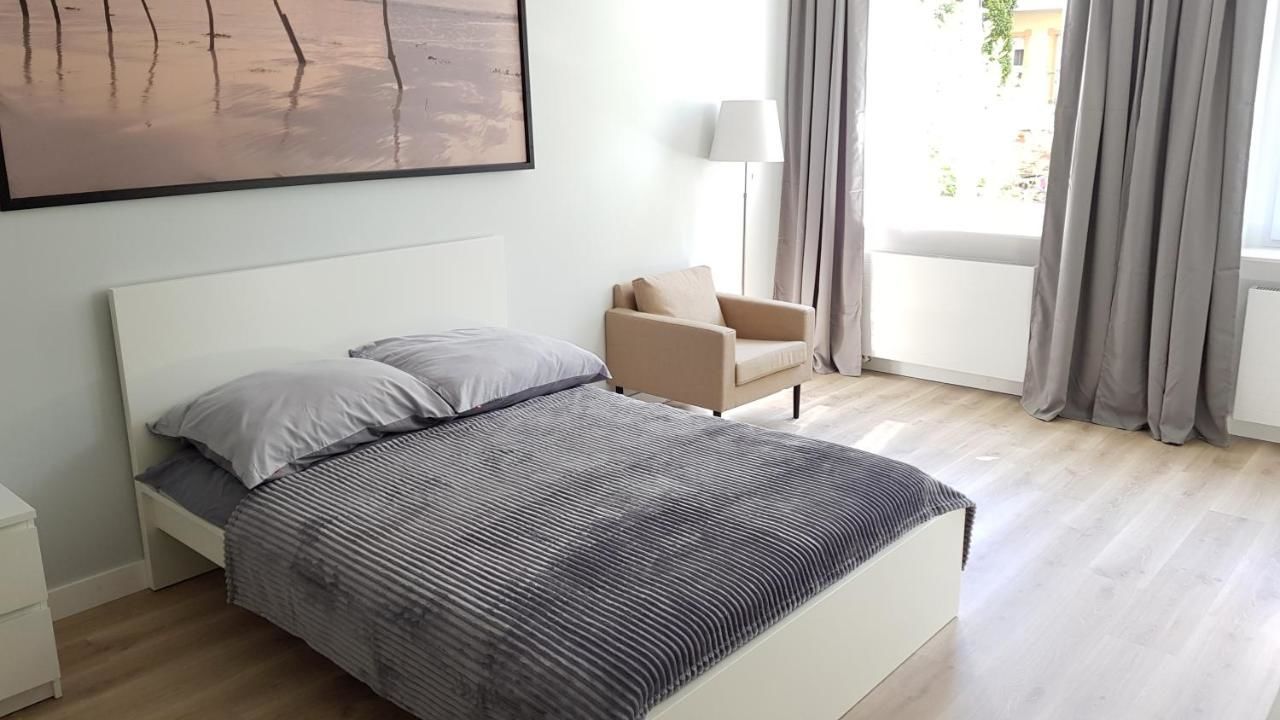 Апартаменты Apartament Paderewskiego 12m2 Свиноуйсьце