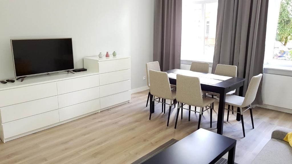 Апартаменты Apartament Paderewskiego 12m2 Свиноуйсьце